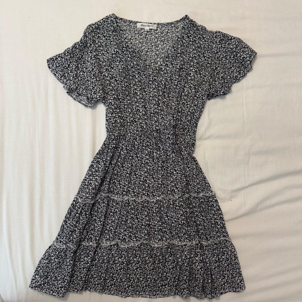 Black Floral Tiered Short-Sleeve Dress